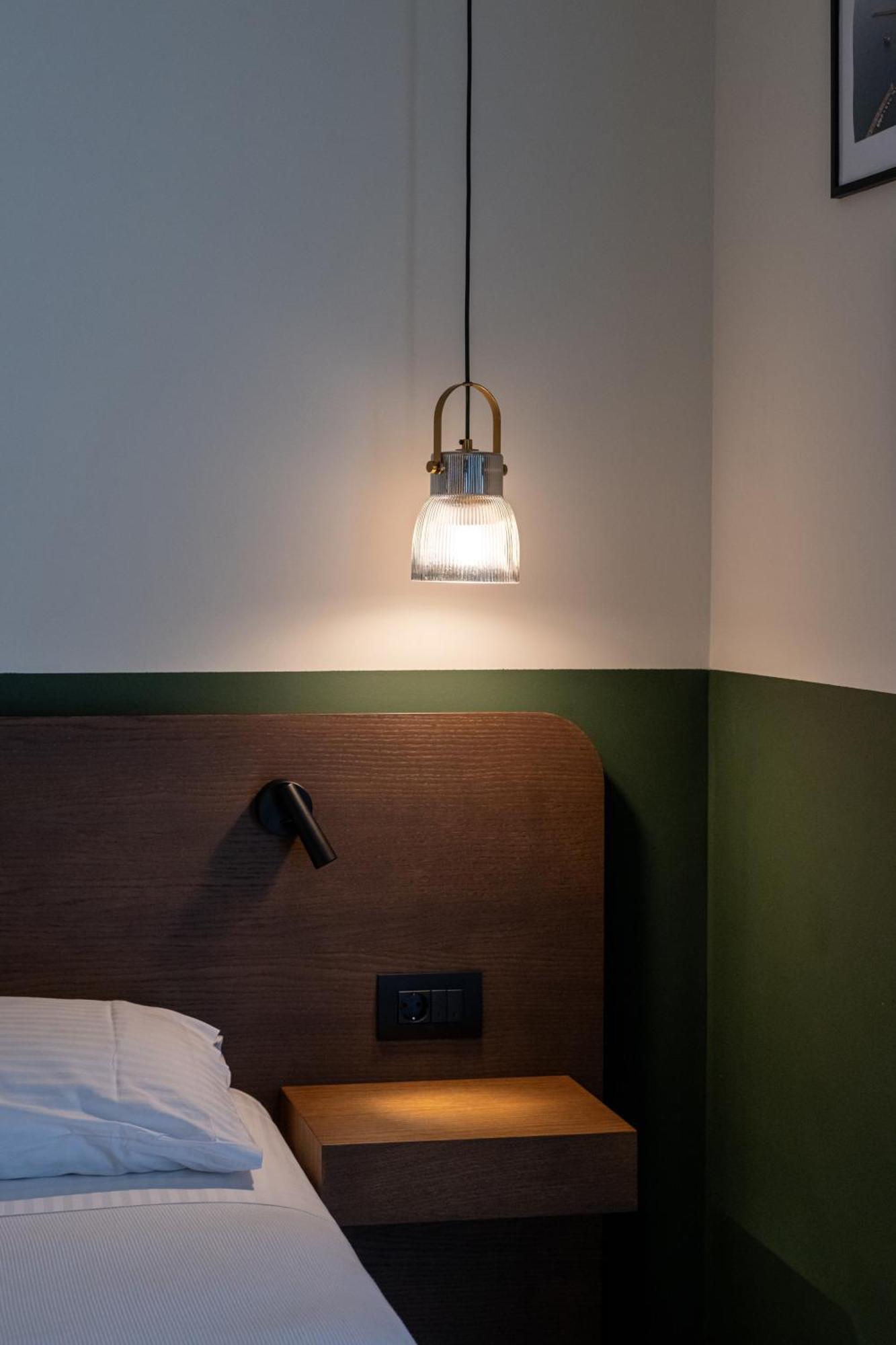Evripidou 7 - Kalamata Mediterranean Suites エクステリア 写真