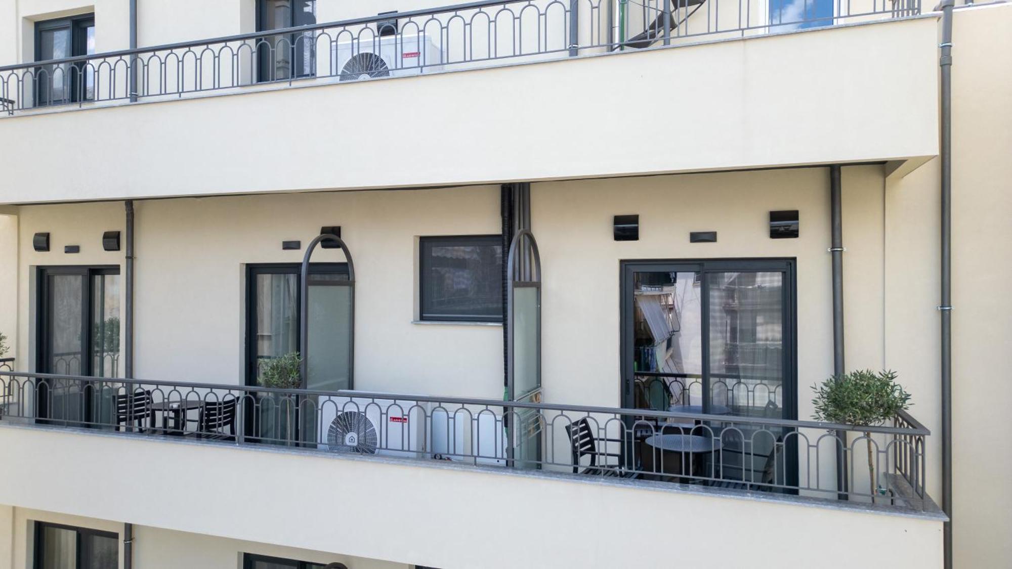 Evripidou 7 - Kalamata Mediterranean Suites エクステリア 写真