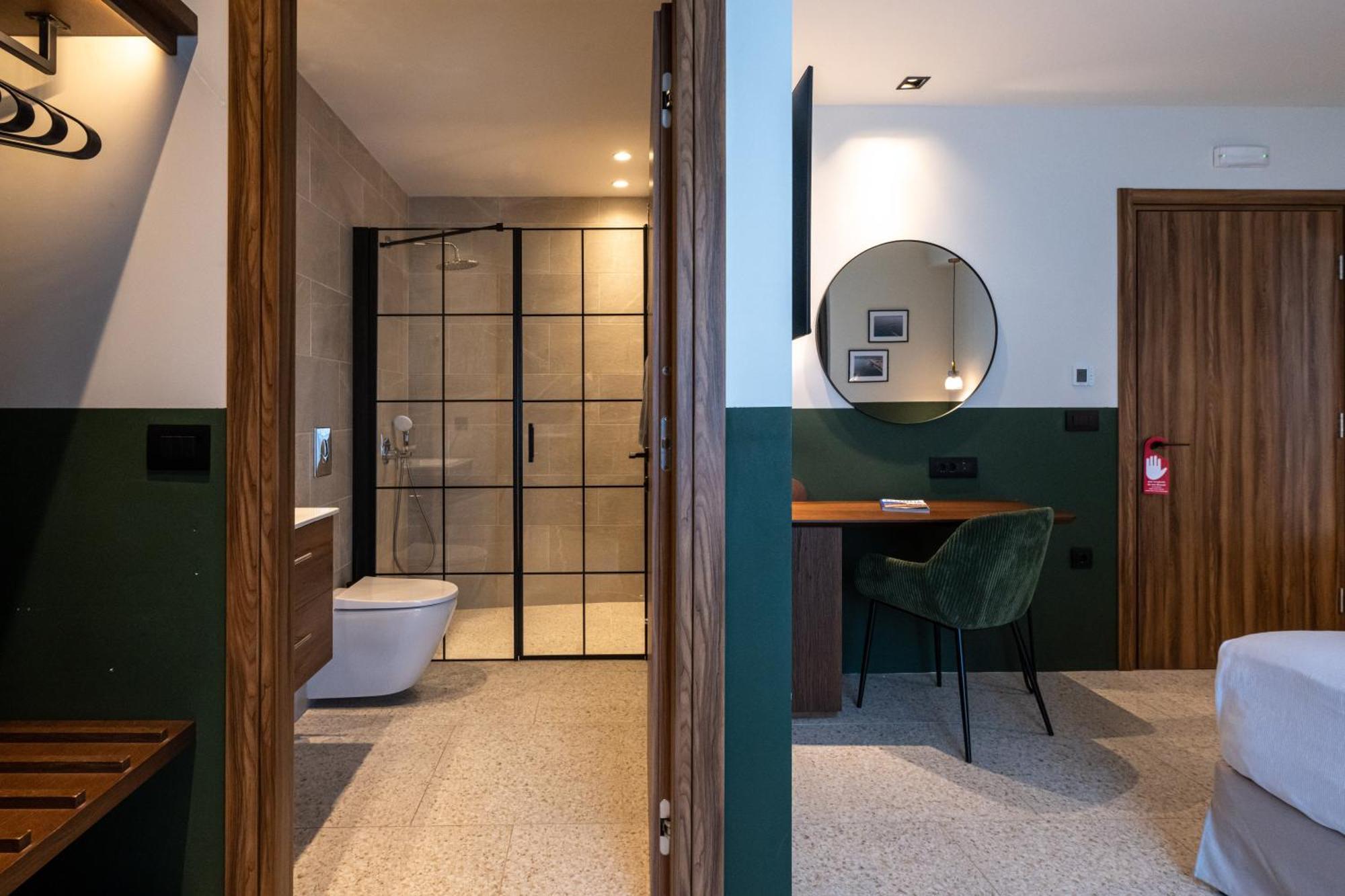 Evripidou 7 - Kalamata Mediterranean Suites エクステリア 写真