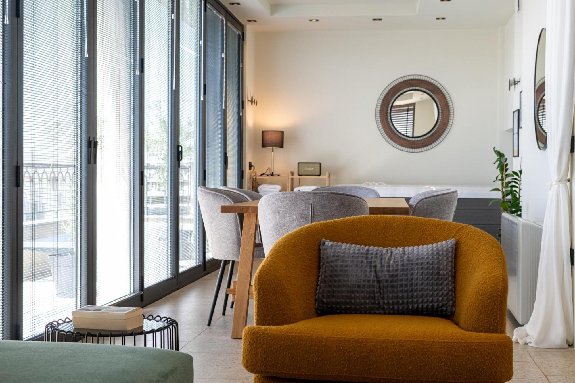 Evripidou 7 - Kalamata Mediterranean Suites 部屋 写真