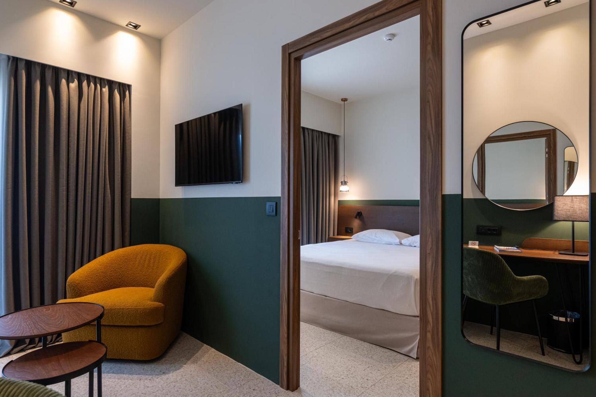 Evripidou 7 - Kalamata Mediterranean Suites エクステリア 写真